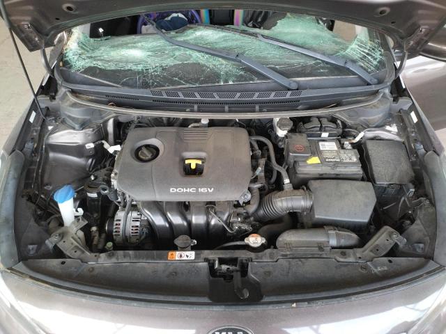 Photo 7 from auction – 2017 KIA FORTE LX with VIN 3KPFL4A76HE151867