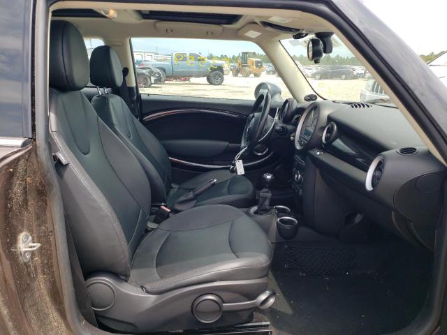 Photo 5 from auction – 2011 MINI COOPER with VIN WMWSU3C55BT099869