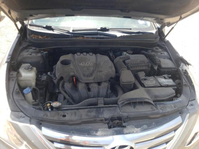 Photo 7 from auction – 2014 HYUNDAI SONATA SE with VIN 5NPEC4ACXEH941852