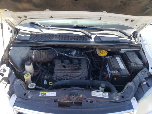 Photo 7 from auction – 2014 CHRYSLER TOWN & COU with VIN 2C4RC1BG4ER183561