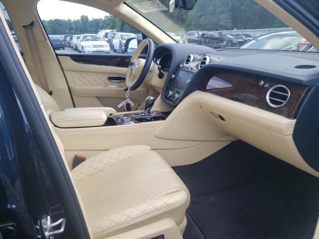 Photo 5 from auction – 2017 BENTLEY BENTAYGA with VIN SJAAC2ZV1HC014376