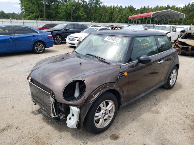 Photo 2 from auction – 2011 MINI COOPER with VIN WMWSU3C55BT099869