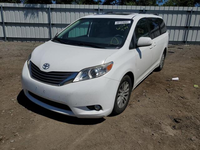 Photo 2 from auction – 2011 TOYOTA SIENNA XLE with VIN 5TDYK3DCXBS005824