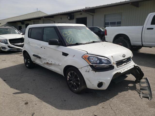 KIA SOUL + 2013 with VIN KNDJT2A69D7753727 - Photo from auction