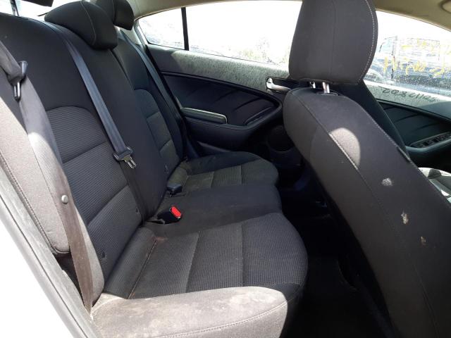 Photo 6 from auction – 2018 KIA FORTE LX with VIN 3KPFK4A76JE179225