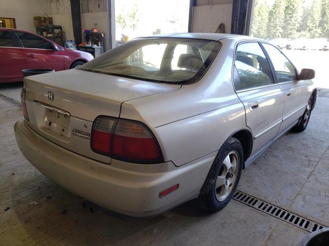 Photo 4 from auction – 1997 HONDA ACCORD SE with VIN 1HGCD5607VA067946