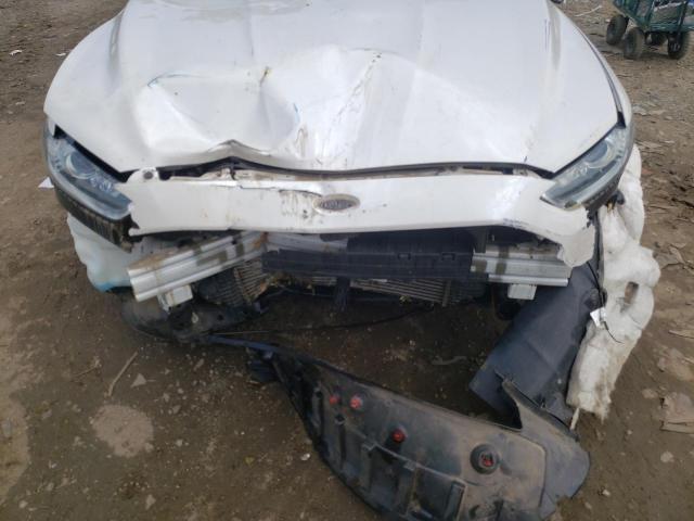 Photo 9 from auction – 2013 FORD FUSION SE with VIN 3FA6P0HR1DR288423