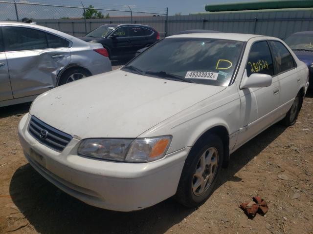 Photo 2 from auction – 2000 TOYOTA CAMRY CE with VIN JT2BG22K8Y0433309