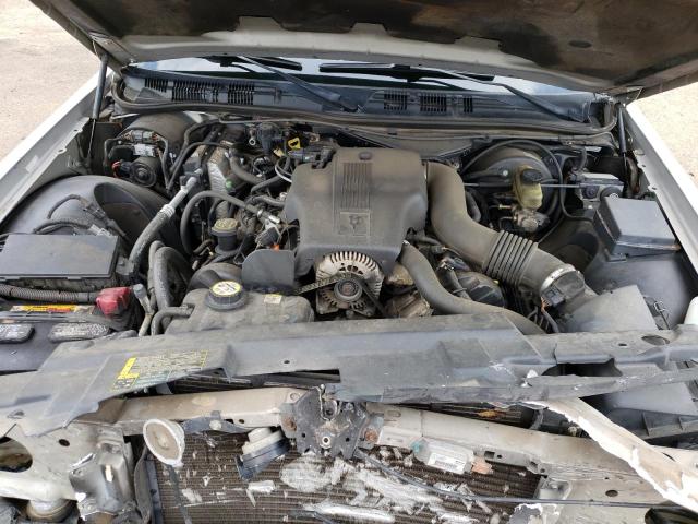 Photo 7 from auction – 2003 MERCURY GRAND MARQ with VIN 2MEFM75W03X691149
