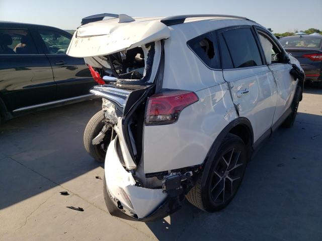 Photo 4 from auction – 2018 TOYOTA RAV4 SE with VIN 2T3NFREVXJW452113