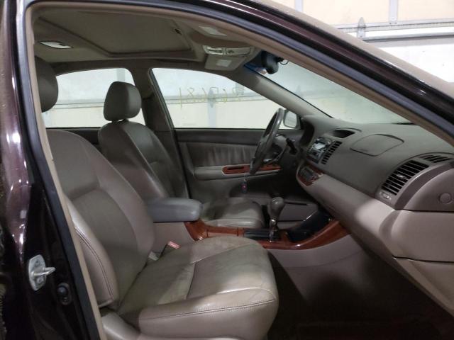 Photo 5 from auction – 2002 TOYOTA CAMRY with VIN 4T1BE32K62U569789