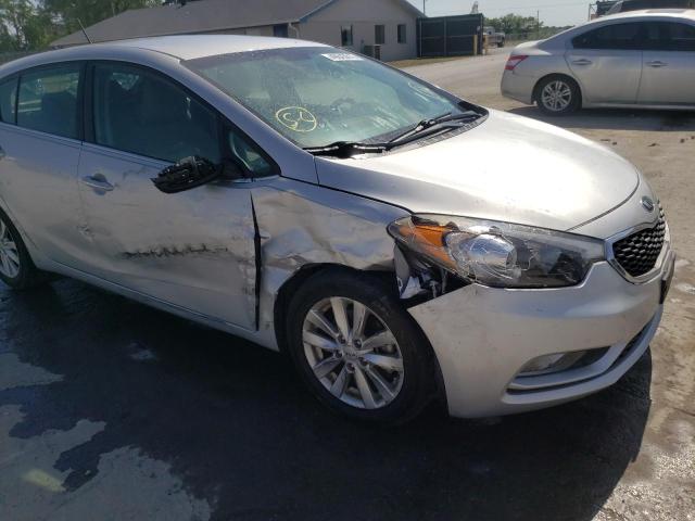 Photo 9 from auction – 2015 KIA FORTE with VIN KNAFX5A80F5355668