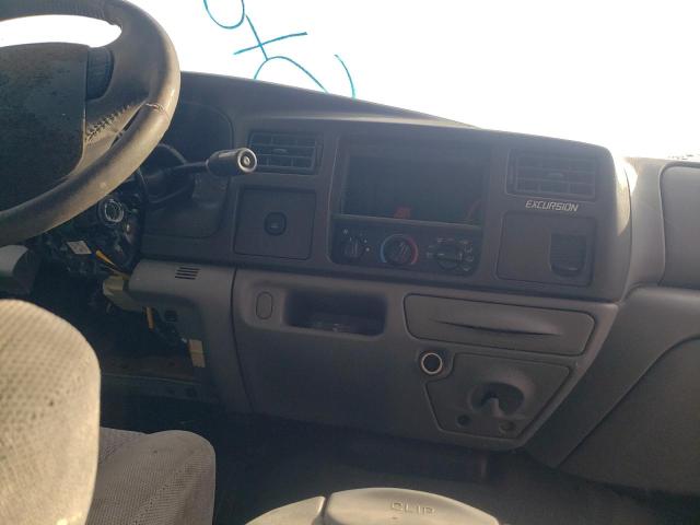 Photo 9 from auction – 2002 FORD EXCURSION with VIN 1FMNU40S22EA14244