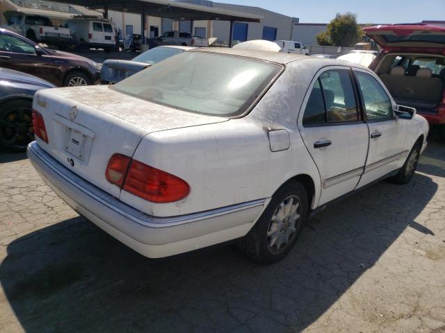 Photo 4 from auction – 1997 MERCEDES-BENZ E 320 with VIN WDBJF55F4VJ031460