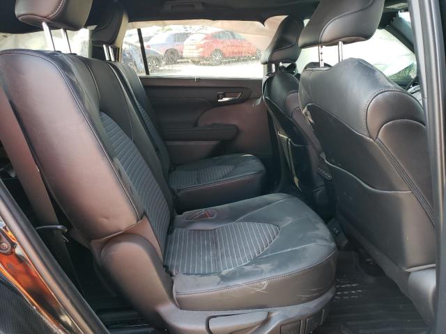 Photo 6 from auction – 2021 TOYOTA HIGHLANDER with VIN 5TDLZRAH8MS053687
