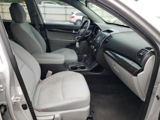 Photo 5 from auction – 2013 KIA SORENTO with VIN 5XYKT4A28DG338396