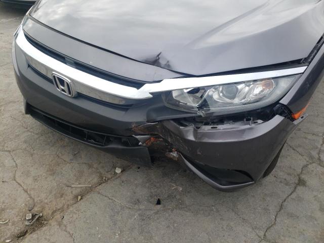 Photo 9 from auction – 2018 HONDA CIVIC EX with VIN 19XFC2F72JE022348