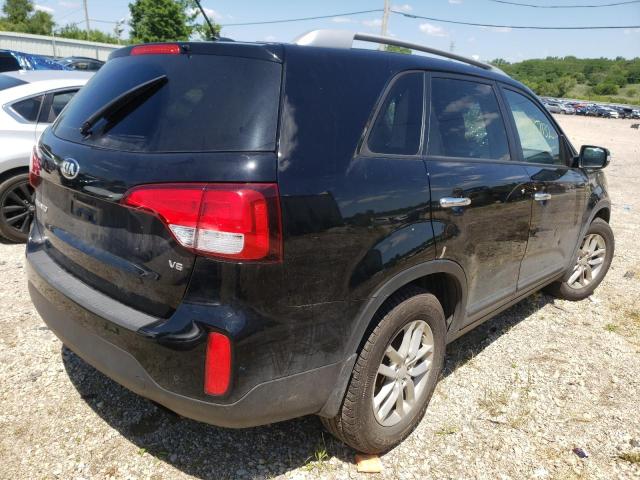 Photo 4 from auction – 2015 KIA SORENTO LX with VIN 5XYKT4A79FG610128