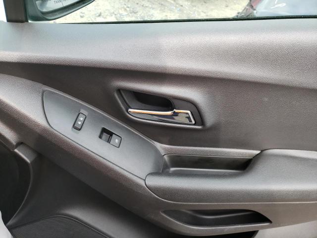 Photo 9 from auction – 2020 CHEVROLET TRAX LS with VIN 3GNCJKSB1LL328854