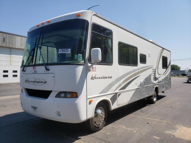 Photo 2 from auction – 2004 FOUR HURRICANE with VIN 1F6LF53S040A02992