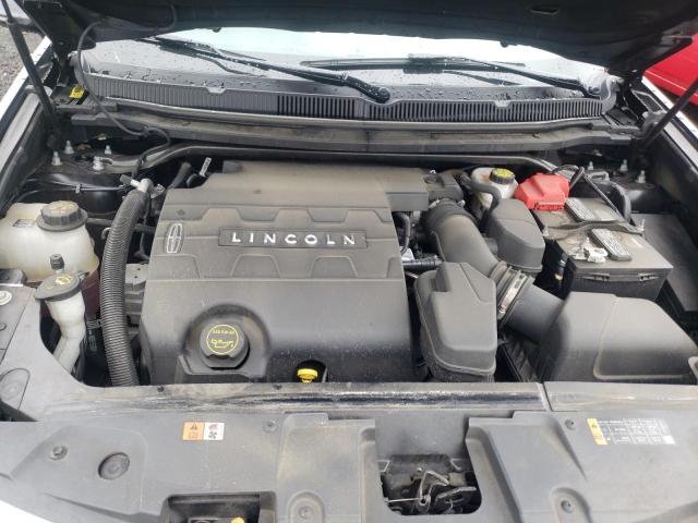 Photo 7 from auction – 2019 LINCOLN MKT with VIN 2LMHJ5NK2KBL00969