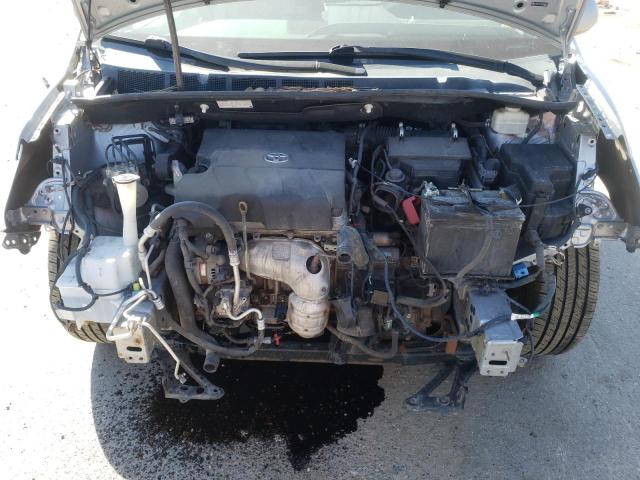 Photo 7 from auction – 2013 TOYOTA SIENNA LE with VIN 5TDKK3DC3DS288902