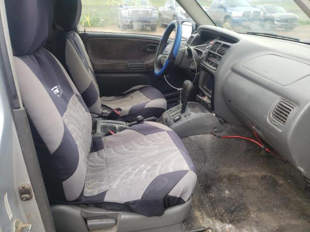 Photo 5 from auction – 1999 CHEVROLET TRACKER with VIN 2CNBJ18C9X6927781