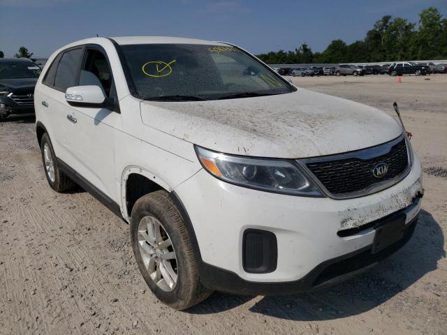 KIA SORENTO LX 2015 with VIN 5XYKT3A69FG618585 - Photo from auction