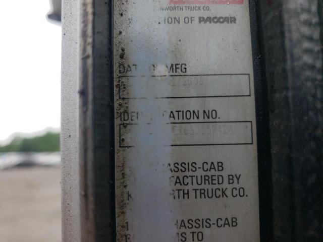 Photo 10 from auction – 2006 KENWORTH CONSTRUCTI with VIN 1NKDXUEX66J159424