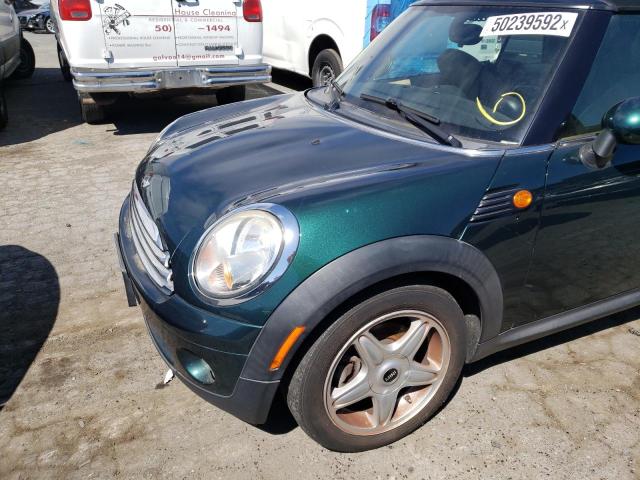 Photo 9 from auction – 2010 MINI COOPER with VIN WMWMR3C53ATZ19178