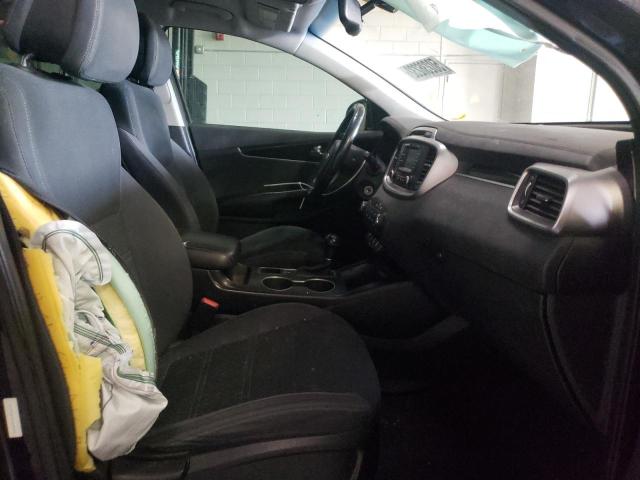 Photo 5 from auction – 2016 KIA SORENTO LX with VIN 5XYPGDA34GG089408