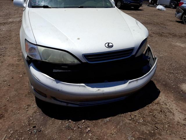 Photo 9 from auction – 2000 LEXUS ES 300 with VIN JT8BF28G3Y0260018
