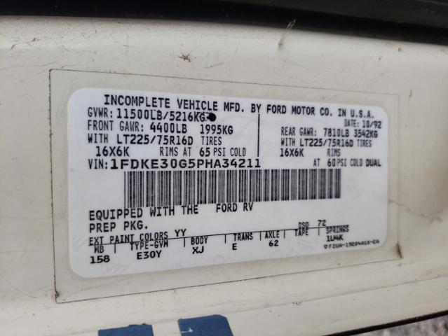 Photo 10 from auction – 1993 FORD ECON E350 with VIN 1FDKE30G5PHA34211
