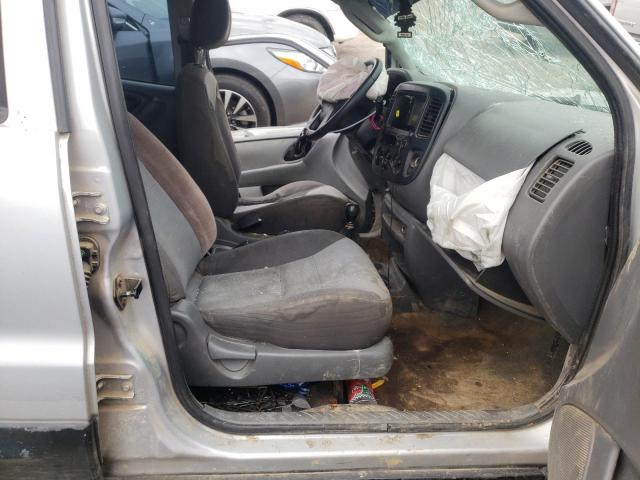 Photo 5 from auction – 2003 FORD ESCAPE with VIN 1FMYU02B03KB13070