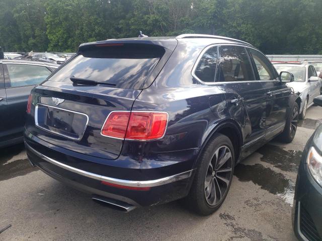 Photo 4 from auction – 2017 BENTLEY BENTAYGA with VIN SJAAC2ZV1HC014376