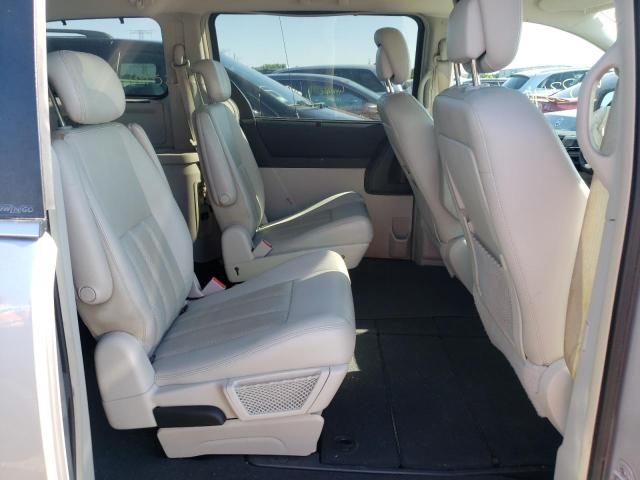 Photo 6 from auction – 2010 CHRYSLER TOWN & COU with VIN 2A4RR5D14AR299264