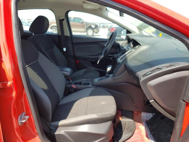 Foto 5 de la subasta – 2014 FORD FOCUS SE con VIN 1FADP3K22EL170868