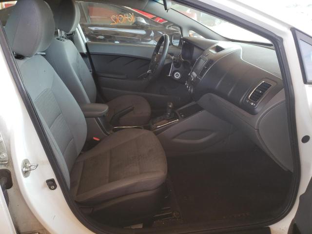 Photo 5 from auction – 2018 KIA FORTE LX with VIN 3KPFL4A71JE195667