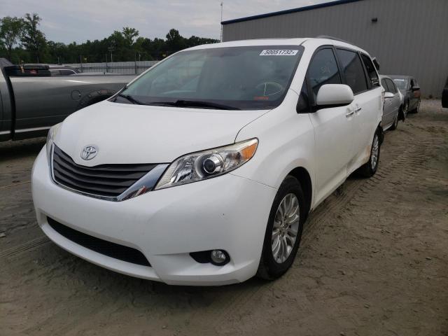 Photo 2 from auction – 2011 TOYOTA SIENNA XLE with VIN 5TDYK3DC7BS044385