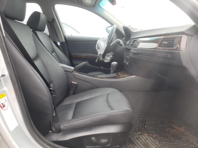 Photo 5 from auction – 2006 BMW 325 XI with VIN WBAVD135X6KV04105