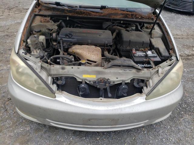 Photo 7 from auction – 2003 TOYOTA CAMRY LE with VIN 4T1BE30K73U156199
