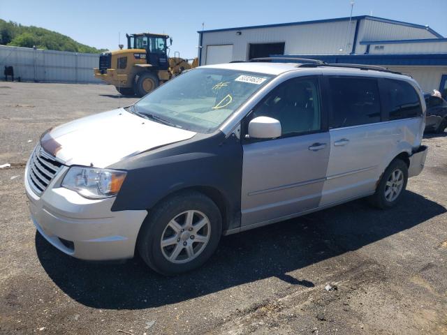Photo 2 from auction – 2010 CHRYSLER TOWN AND C with VIN 2A4RR5D18AR380798