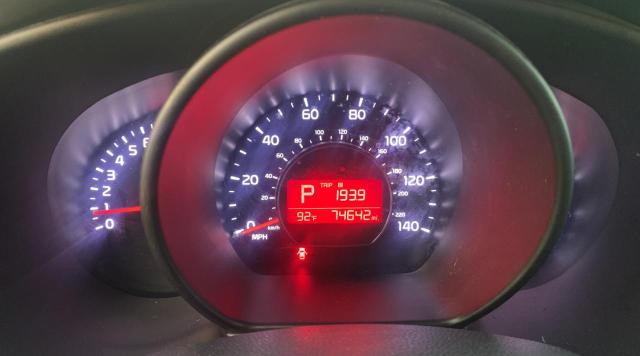 Photo 8 from auction – 2016 KIA SOUL with VIN KNDJN2A25G7343986