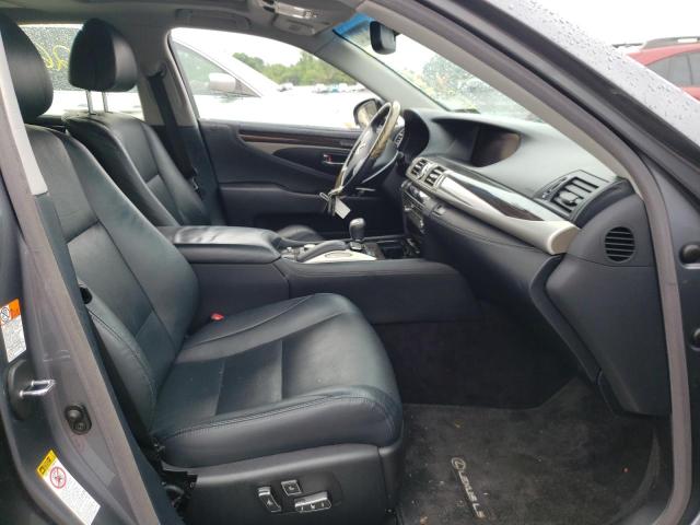 Photo 5 from auction – 2016 LEXUS LS with VIN JTHCL5EF5G5026197