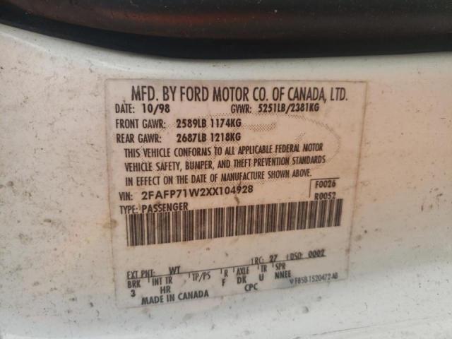 Photo 10 from auction – 1999 FORD CROWN VICT with VIN 2FAFP71W2XX104928