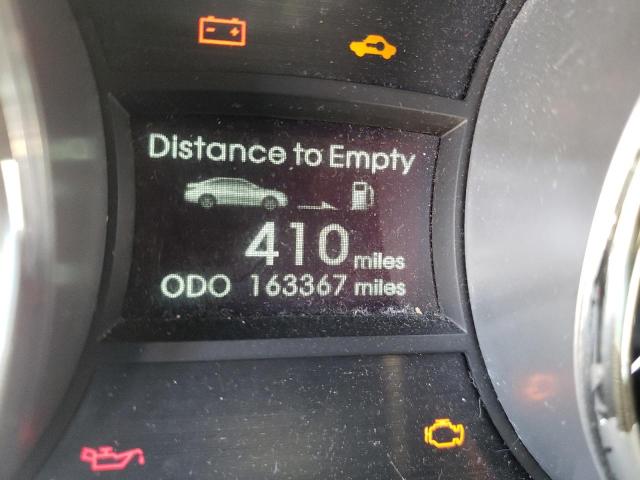 Photo 8 from auction – 2011 HYUNDAI SONATA SE with VIN 5NPEC4AC0BH165873