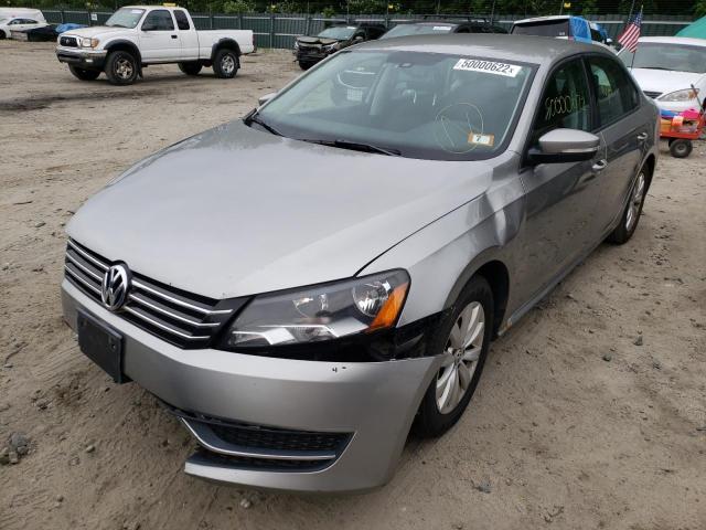 Photo 2 from auction – 2013 VOLKSWAGEN PASSAT S with VIN 1VWAP7A30DC127754