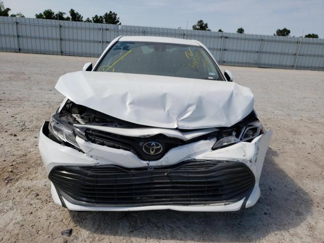 Photo 9 from auction – 2020 TOYOTA CAMRY LE with VIN 4T1C11AK9LU984645