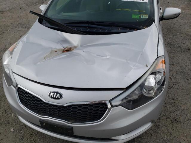 Photo 9 from auction – 2016 KIA FORTE LX with VIN KNAFX4A66G5610351