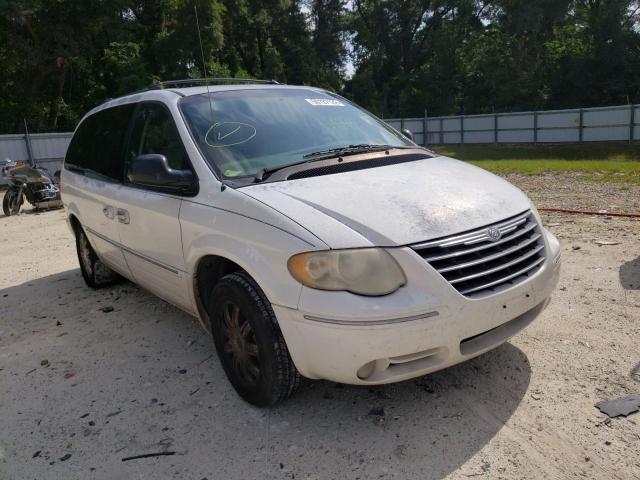 CHRYSLER TOWN & COU 2005 with VIN 2C8GP54L45R601144 - Photo from auction